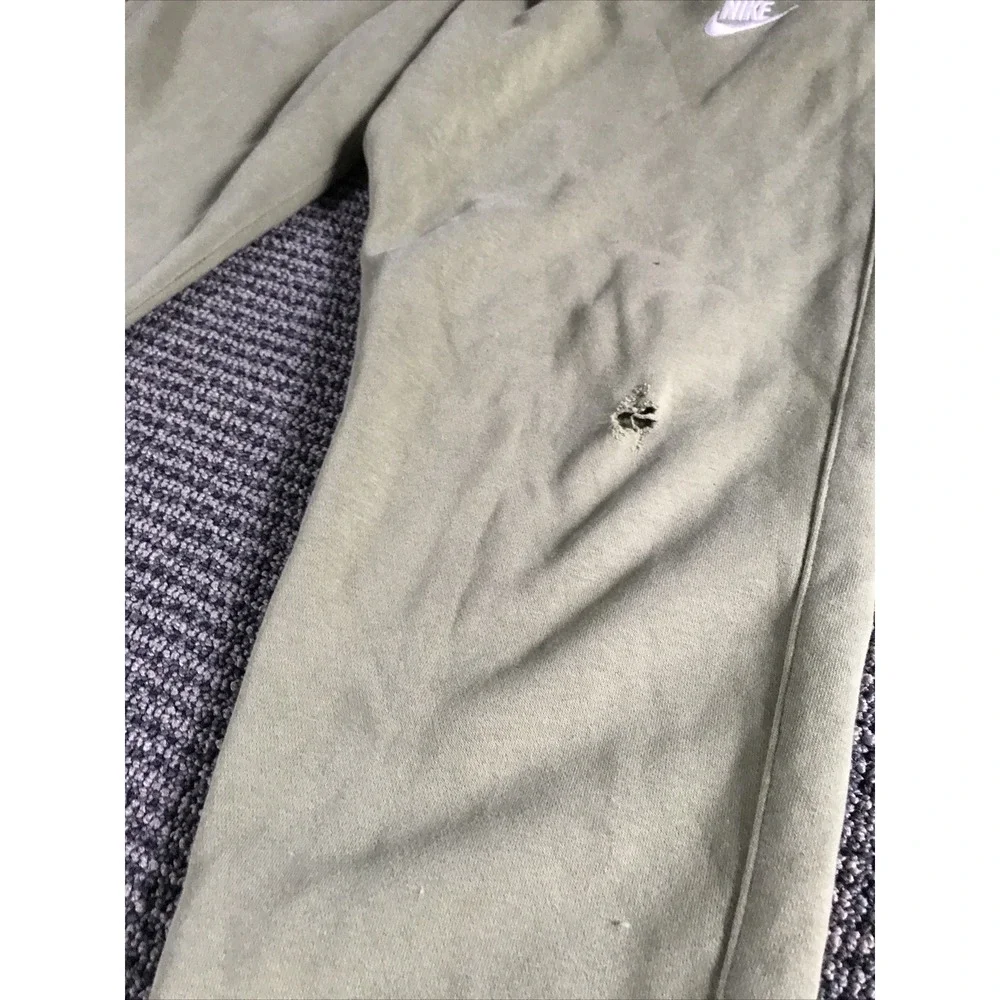 Nike Olive Green Sweatpants Womens Medium (hole In Knee Perfect For‎ Cutoffs)